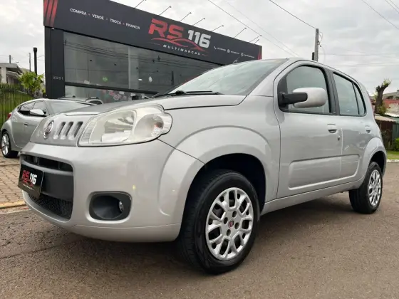 FIAT UNO 1.0 EVO VIVACE 8V FLEX 4P MANUAL