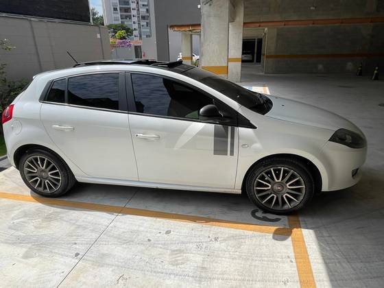 FIAT BRAVO 1.8 SPORTING 16V FLEX 4P MANUAL