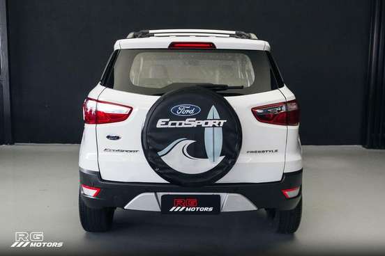 FORD-ECOSPORT-2016