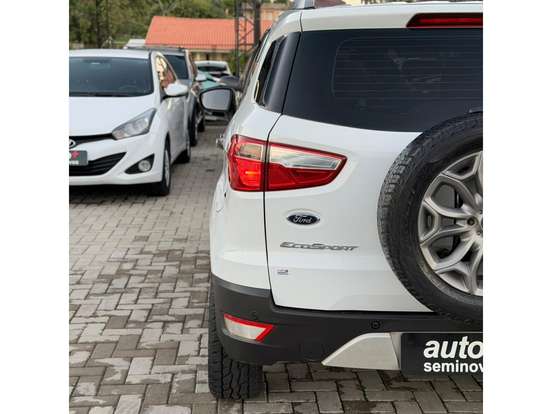 FORD-ECOSPORT-2015