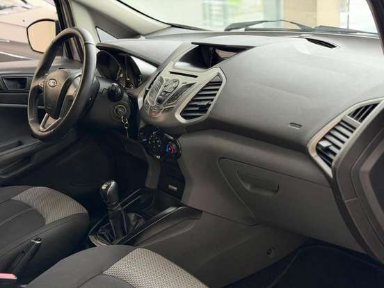 FORD-ECOSPORT-2013
