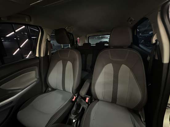 FORD-ECOSPORT-2014