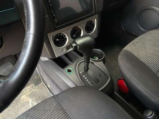 FORD-ECOSPORT-2010