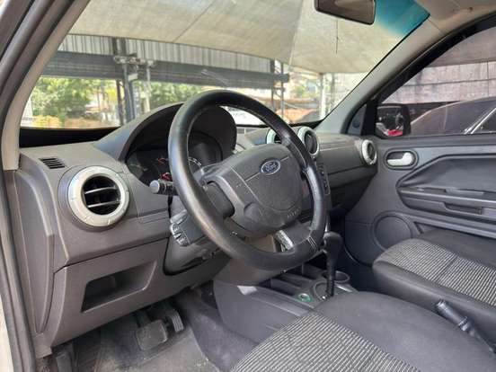 FORD-ECOSPORT-2010