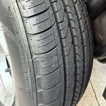 FORD-ECOSPORT-2010