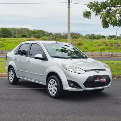 FORD-FIESTA-2011