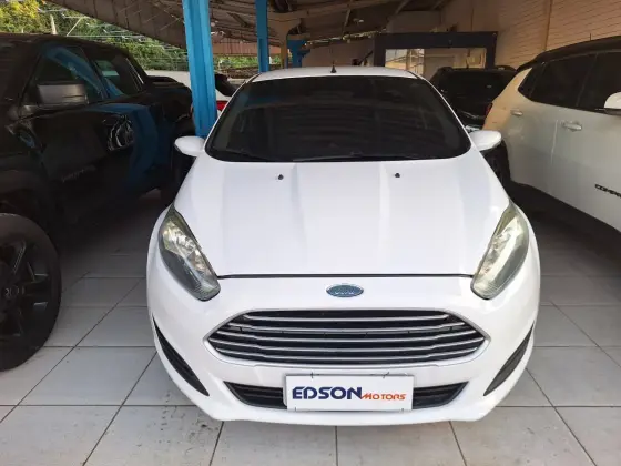 FORD FIESTA 1.6 SE HATCH 16V FLEX 4P MANUAL