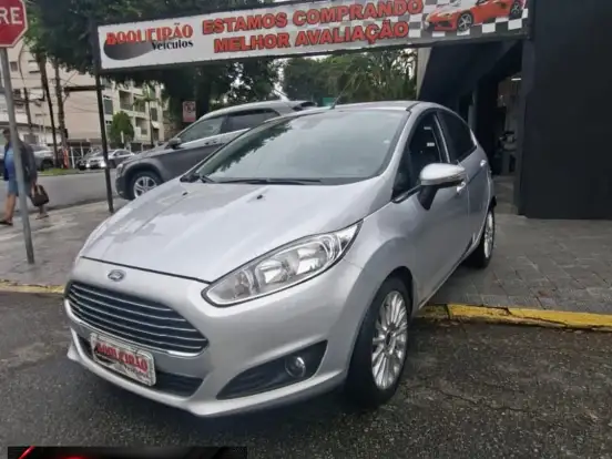 FORD-FIESTA-1.6 TITANIUM HATCH 16V FLEX 4P POWERSHIFT FORD-FIESTA-2016