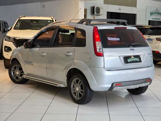 FORD-FIESTA-2008