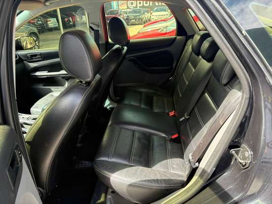 FORD-FOCUS-1.6 GLX 16V FLEX 4P MANUAL FORD-FOCUS-2010