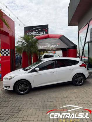 FORD FOCUS 1.6 SE 16V FLEX 4P MANUAL