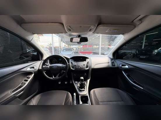 FORD-FOCUS-2016