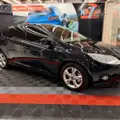 FORD FOCUS 1.6 SE 16V FLEX 4P POWERSHIFT FORD FOCUS 1.6 SE 16V FLEX 4P POWERSHIFT