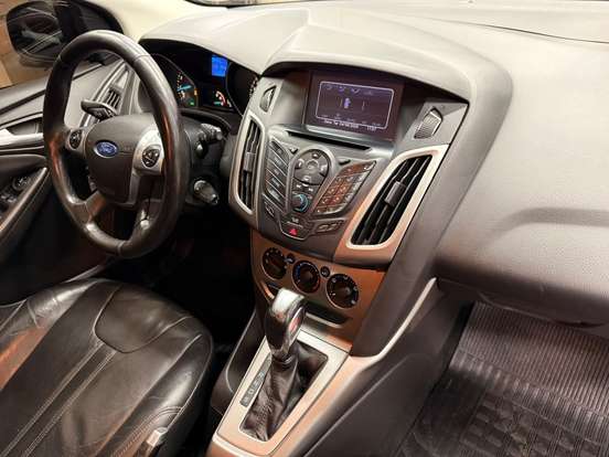 FORD-FOCUS-2014