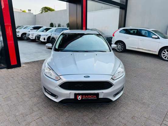 FORD-FOCUS-2.0 SE PLUS FASTBACK 16V FLEX 4P POWERSHIFT FORD-FOCUS-2017