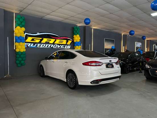 FORD-FUSION-2017