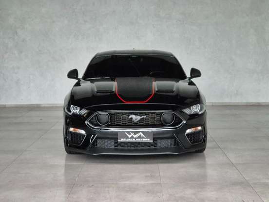 FORD-MUSTANG-2023