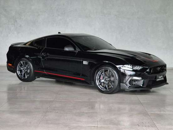 FORD-MUSTANG-2023