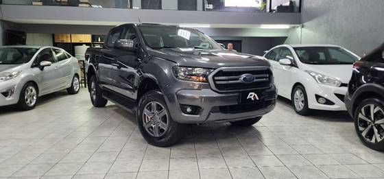 FORD RANGER 2.2 XLS 4X4 CD 16V DIESEL 4P AUTOMÁTICO