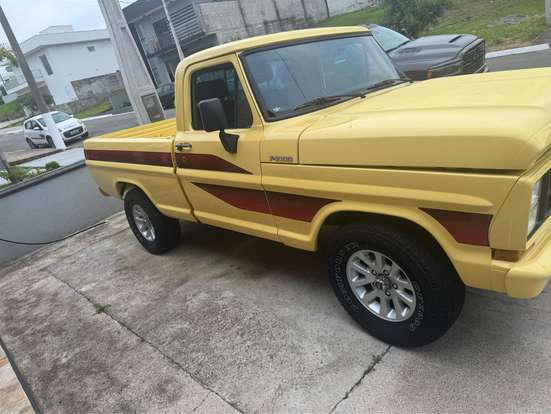 FORD-F-1000-1991