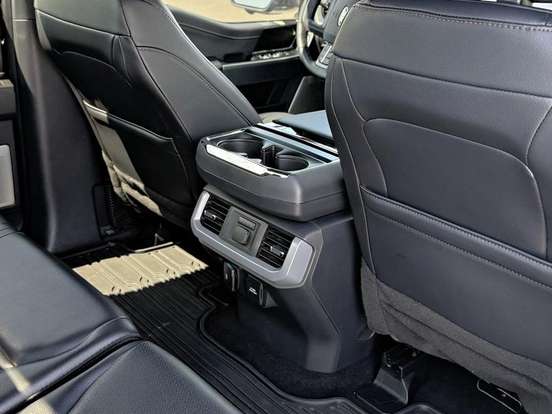 FORD-F-150-5.0 V8 GASOLINA CD LARIAT FX4 AUTOMÁTICO FORD-F-150-2024