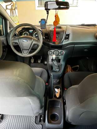 FORD-FIESTA-2013