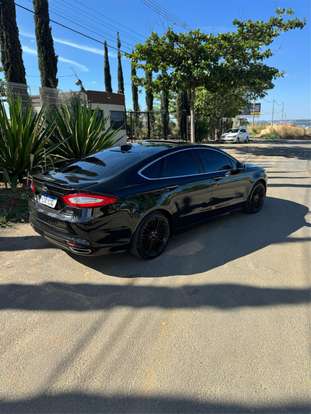 FORD-FUSION-2014
