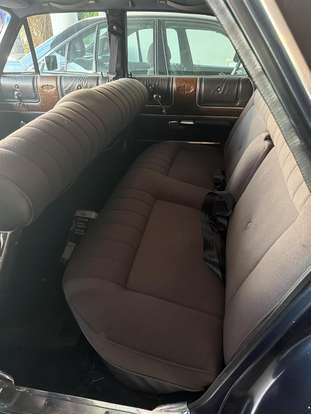 FORD-GALAXIE-1982