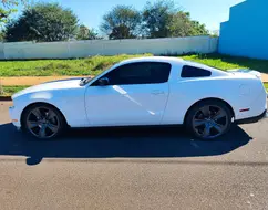 FORD MUSTANG 3.7 V6 GASOLINA AUTOMÁTICO FORD MUSTANG 3.7 V6 GASOLINA AUTOMÁTICO
