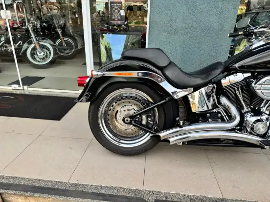 HARLEY-DAVIDSON-SOFTAIL FAT BOY HARLEY-DAVIDSON-SOFTAIL FAT BOY-2015