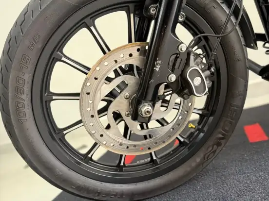 HARLEY-DAVIDSON-SPORTSTER IRON 883 HARLEY-DAVIDSON-SPORTSTER IRON 883-2015