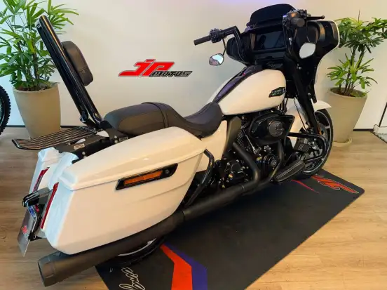 HARLEY-DAVIDSON-STREET GLIDE-2025