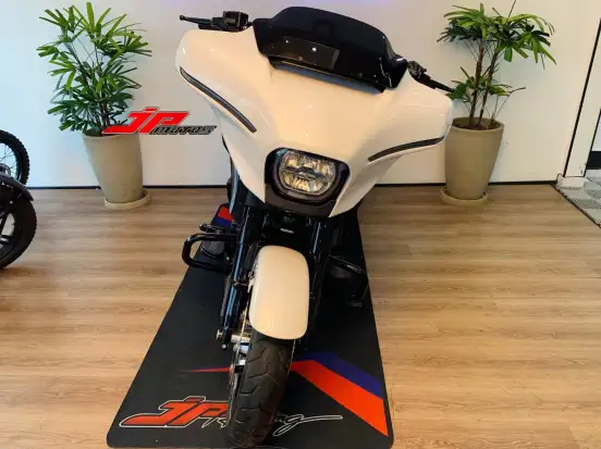 HARLEY-DAVIDSON-STREET GLIDE-2025