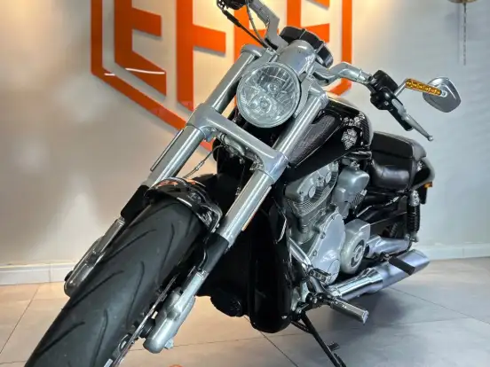 HARLEY-DAVIDSON-V-ROD MUSCLE HARLEY-DAVIDSON-V-ROD MUSCLE-2013