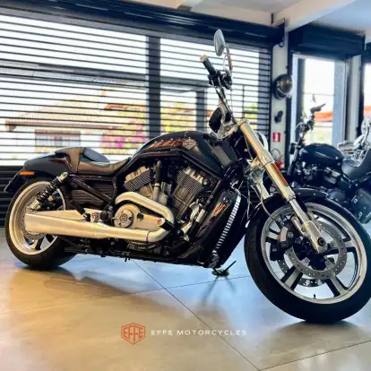 HARLEY-DAVIDSON-V-ROD MUSCLE-2013