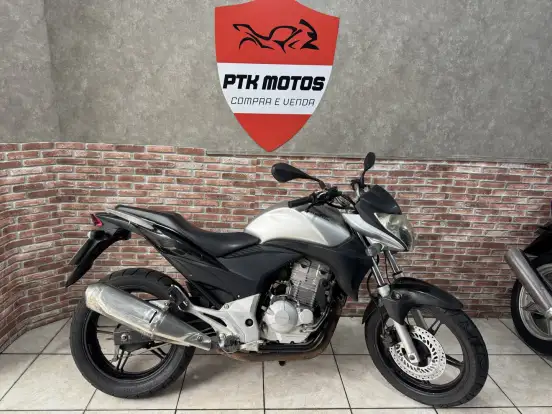 HONDA-CB 300R-2010
