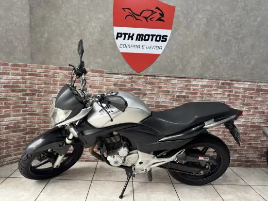 HONDA-CB 300R HONDA-CB 300R-2010