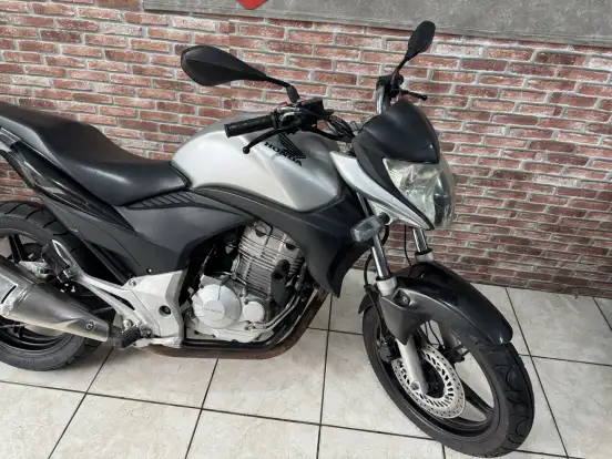 HONDA-CB 300R HONDA-CB 300R-2010