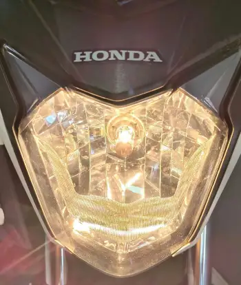 HONDA-CB TWISTER-2022