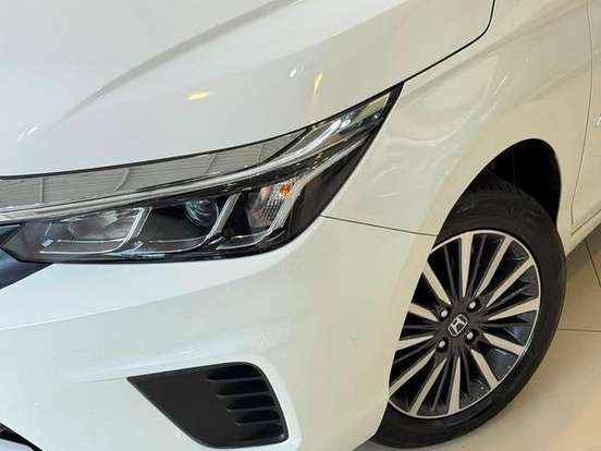 HONDA-CITY-1.5 i-VTEC FLEX HATCH LX CVT HONDA-CITY-2024