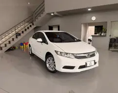 HONDA CIVIC 1.8 LXS 16V FLEX 4P AUTOMÁTICO HONDA CIVIC 1.8 LXS 16V FLEX 4P AUTOMÁTICO