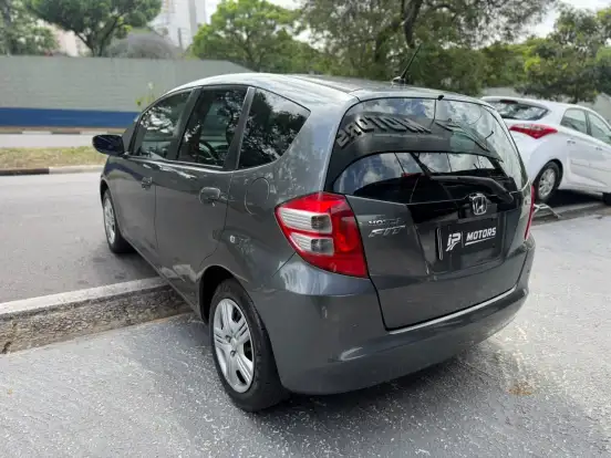 HONDA-FIT-2011