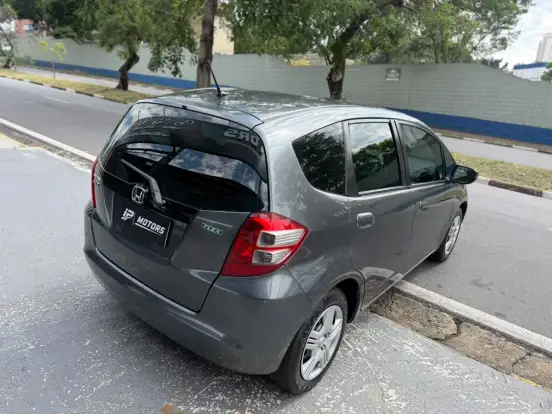 HONDA-FIT-2011