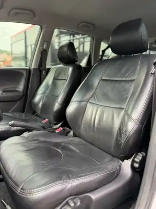 HONDA-FIT-2011