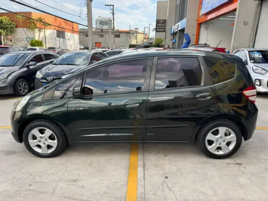HONDA-FIT-1.4 LX 8V FLEX 4P MANUAL HONDA-FIT-2009