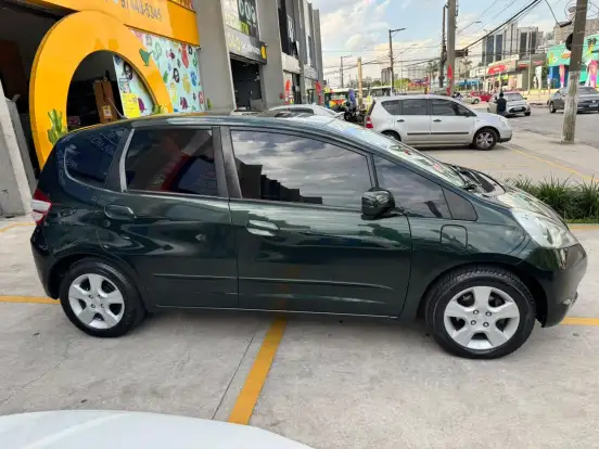 HONDA-FIT-1.4 LX 8V FLEX 4P MANUAL HONDA-FIT-2009