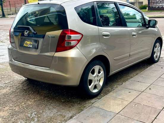 HONDA-FIT-1.4 LX 16V FLEX 4P MANUAL HONDA-FIT-2009