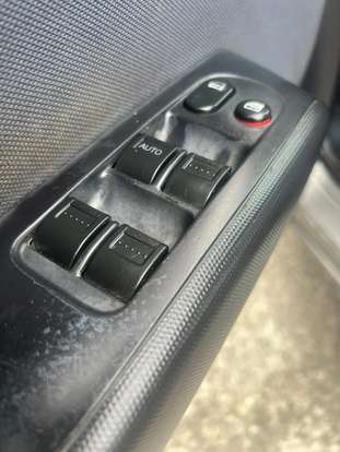HONDA-FIT-2003