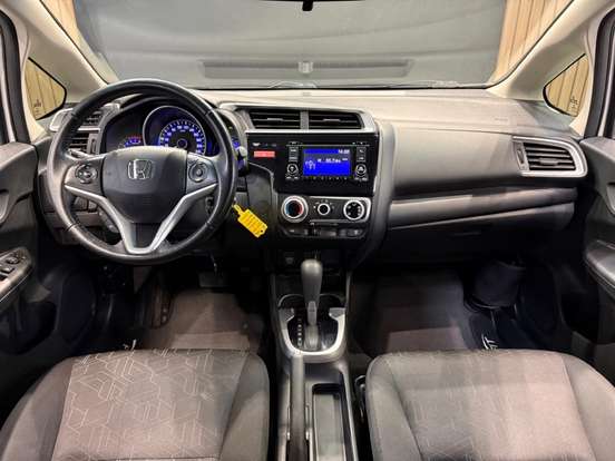 HONDA-FIT-2015