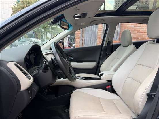 HONDA-HR-V-2021